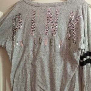 VS PINK light weight tee NEVER WORN